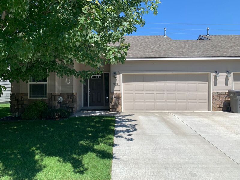 7806 W 5th Ave in Kennewick, WA - Building Photo