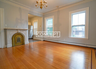 25 Monadnock St-Unit -2 in Boston, MA - Foto de edificio - Building Photo