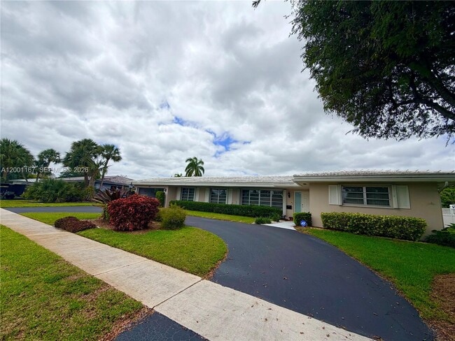 5011 Madison St in Hollywood, FL - Building Photo - Building Photo