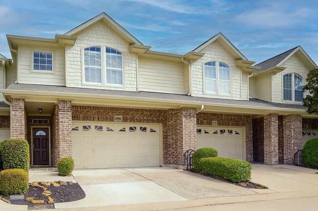 property at 10944 Chazenwood Dr