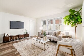 1170 Bryden Rd in Columbus, OH - Building Photo - Building Photo