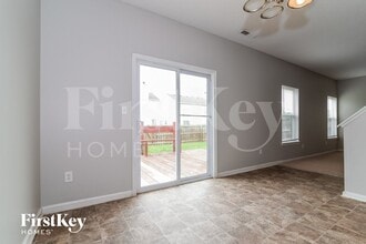 7138 Parklake Pl in Indianapolis, IN - Building Photo - Building Photo