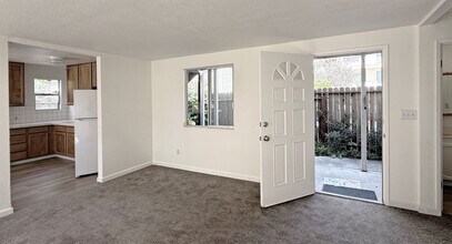 1722 Stuart St, Unit A  2 full bath 1240 sq ft in Berkeley, CA - Building Photo - Building Photo