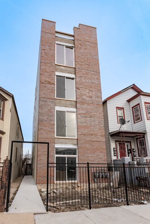 1629 N Spaulding Ave, Unit #4 in Chicago, IL - Foto de edificio