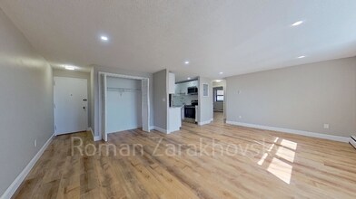 77 Mason Terrace, Unit 35 in Brookline, MA - Building Photo - Building Photo