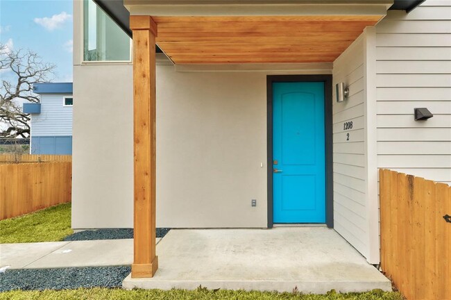 1208 Perez St in Austin, TX - Building Photo - Building Photo