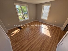 223 Center St in Old Town, ME - Building Photo - Building Photo