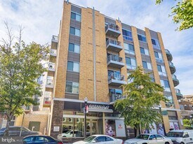 2550 17th St NW in Washington, DC - Building Photo