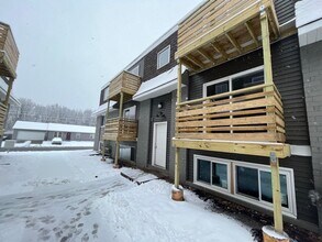 Heatherton 30 in Davenport, IA - Building Photo - Interior Photo