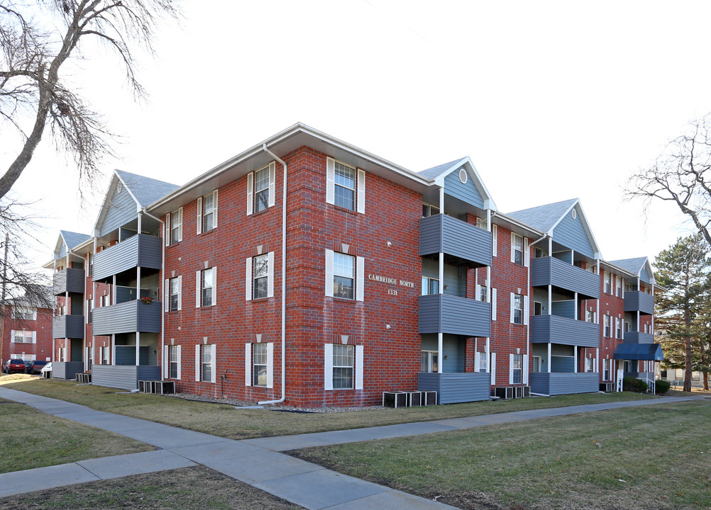 Cambridge Apartments in Lincoln, NE - Building Photo