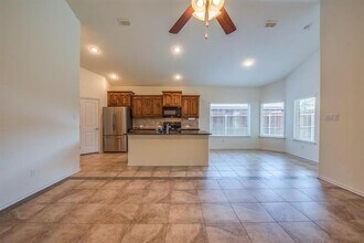1225 Glen Ct in Weatherford, TX - Building Photo - Building Photo