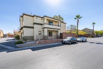 9621 Sharp Horn Ct in Las Vegas, NV - Building Photo - Building Photo