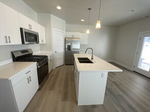4134 Baywood Dr in Washington, UT - Building Photo - Building Photo