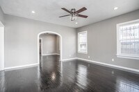 1707 Terry St photo'