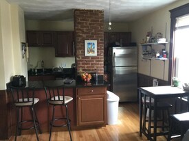 223 Holland St in Somerville, MA - Building Photo