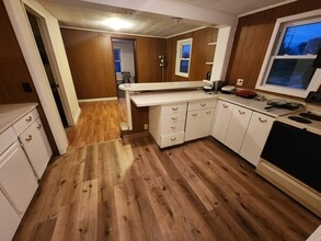 497 E Main St in Evansville, WI - Foto de edificio - Building Photo