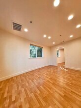 15975 Cerro Vista Dr, Unit 2 in Los Gatos, CA - Building Photo - Building Photo