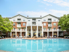 10X Living at Columbia Town Center Apartments