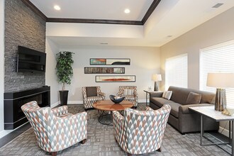 Chateau at Hillsborough in Omaha, NE - Building Photo - Interior Photo