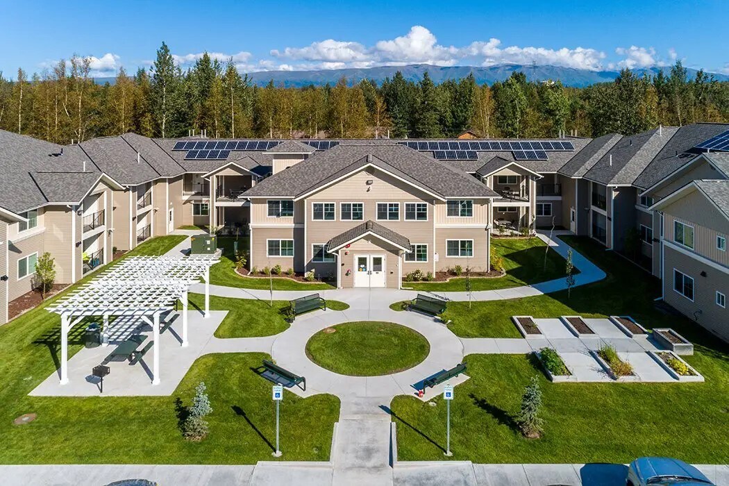 1250 Lucille St in Wasilla, AK - Building Photo