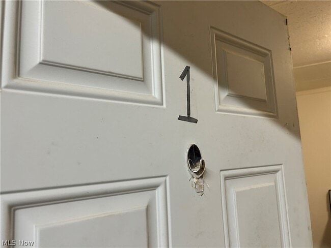 2232 W 103rd St, Unit 1 in Cleveland, OH - Building Photo - Building Photo