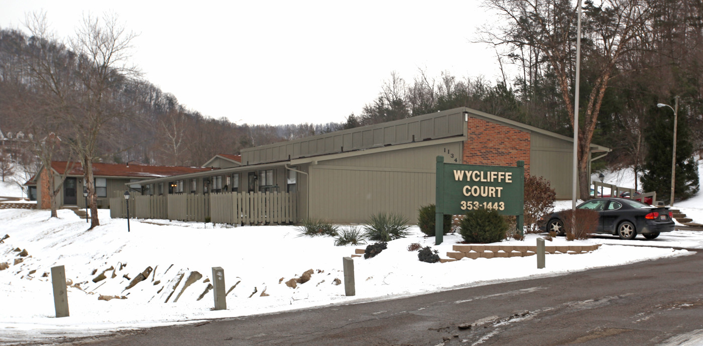 Wycliffe Court in Portsmouth, OH - Building Photo