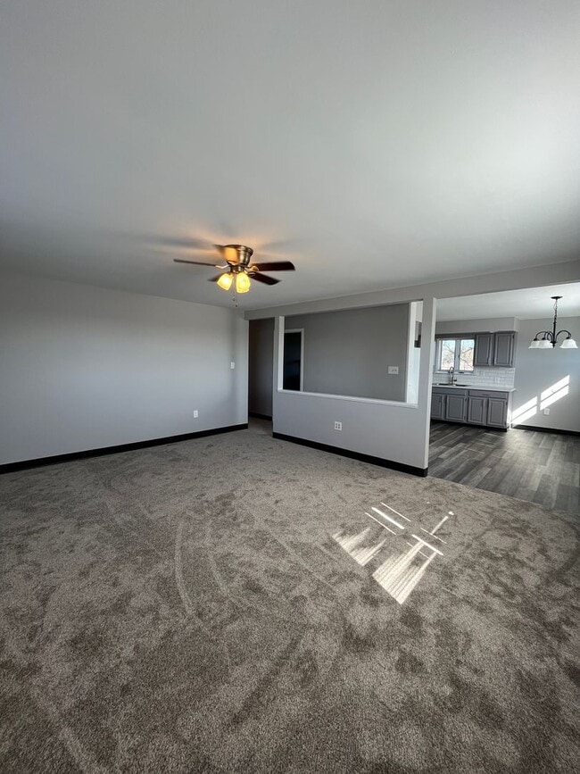 8467 Airport Rd in Bath, PA - Building Photo - Building Photo