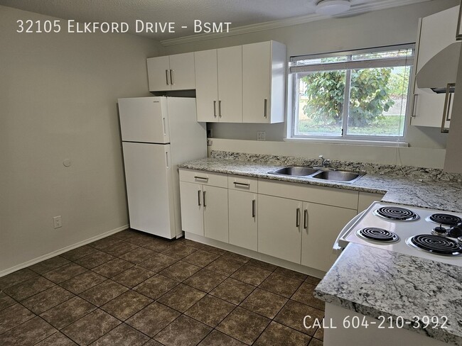 32105 Elkford Dr in Abbotsford, BC - Building Photo - Building Photo