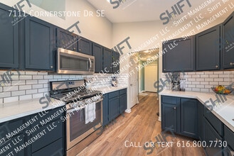 7111 Cornerstone Dr SE in Caledonia, MI - Building Photo - Building Photo