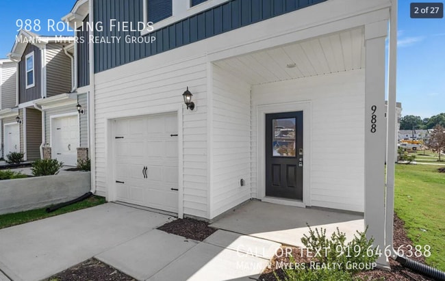 988 Rolling Flds Dr in Graham, NC - Building Photo - Building Photo