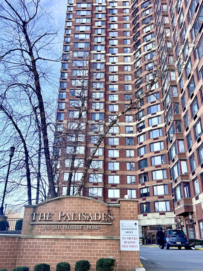 100 Old Palisade Rd, Unit 2915 in Fort Lee, NJ - Building Photo - Building Photo