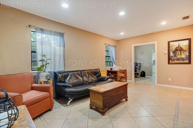 619 Comet St in Jacksonville, FL - Building Photo - Building Photo