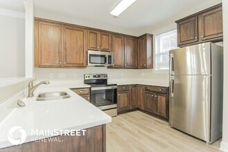 6831 Dunton St in Huntersville, NC - Building Photo - Building Photo