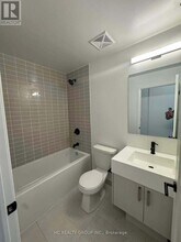 280-P280 Dundas St W in Toronto, ON - Building Photo - Building Photo