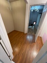 5963 Teakwood Dr in Greendale, WI - Foto de edificio - Building Photo