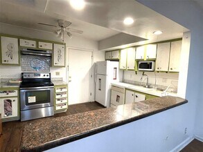 2061 NW 47th Terrace in Lauderhill, FL - Building Photo - Building Photo