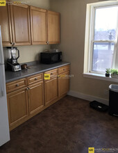 69 S Huntington Ave, Unit #3 in Boston, MA - Building Photo - Building Photo