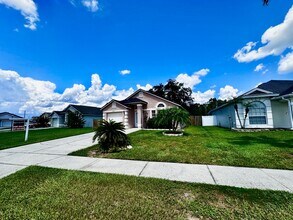 9606 Chandon Dr in Orlando, FL - Building Photo - Building Photo