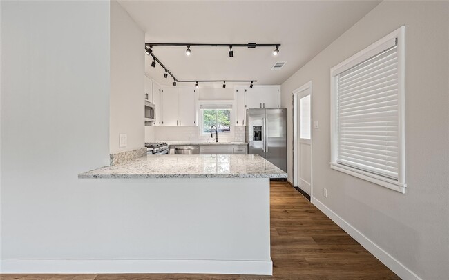 property at 1309 Suffolk Dr