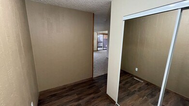 2261 Springbrook Ct in Grand Forks, ND - Building Photo - Building Photo