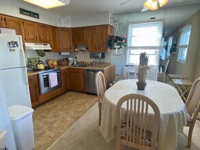 9506 Ventnor Ave in Margate City, NJ - Building Photo - Building Photo