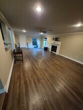 912 W Willow St in Sanger, TX - Building Photo - Building Photo
