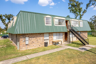 Chandler in Lake Charles, LA - Foto de edificio - Building Photo