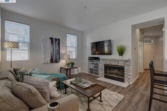 3179 Calimanco Cmn in Livermore, CA - Foto de edificio - Building Photo