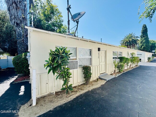 14758 1/2 Lemay St in Los Angeles, CA - Building Photo - Building Photo