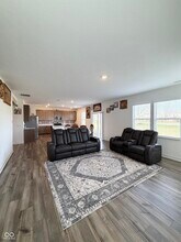 1208 Taggart Wy in Greenwood, IN - Building Photo - Building Photo