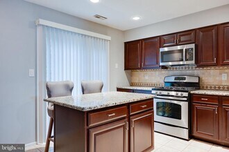 203 Waverly Ct in Trenton, NJ - Building Photo - Building Photo