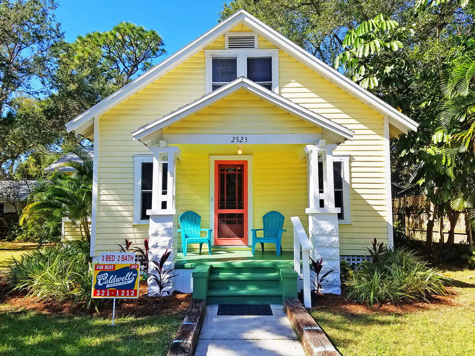 2523 54th St S in Gulfport, FL - Building Photo