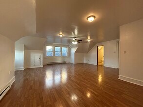 225 S Main Ave, Unit 3 in Scranton, PA - Building Photo - Building Photo