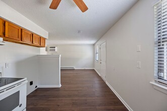4432-4434 Central Valley Dr in Nashville, TN - Building Photo - Building Photo